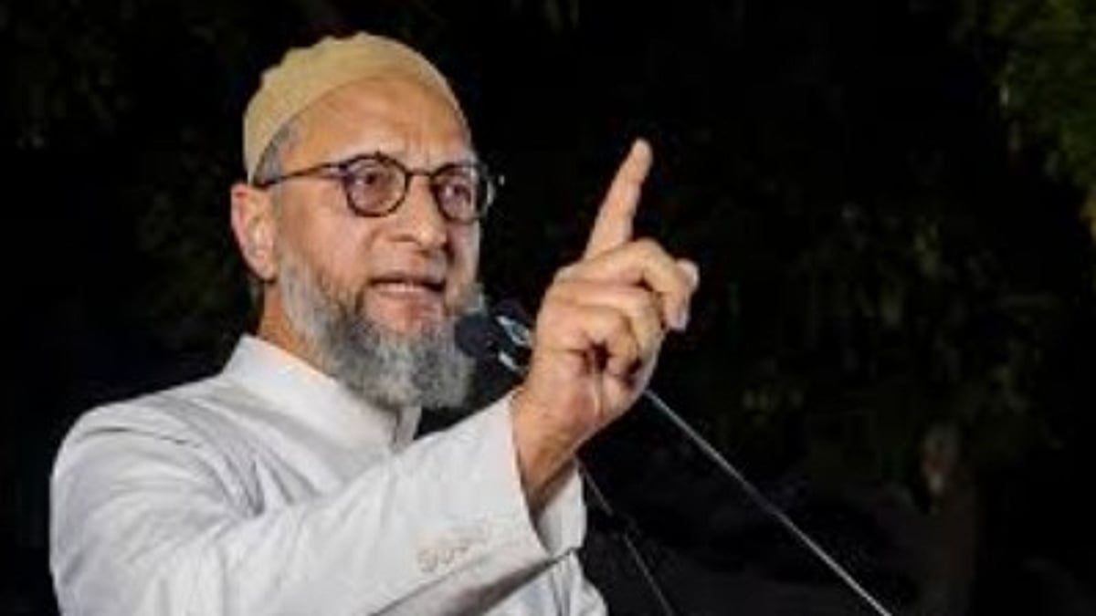 Blast in Maharashtra Mosque Sparks Tension as AIMIM Chief Owaisi Alleges Deliberate Attack