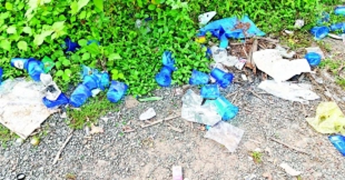 Blue plastic epidemic in Goa