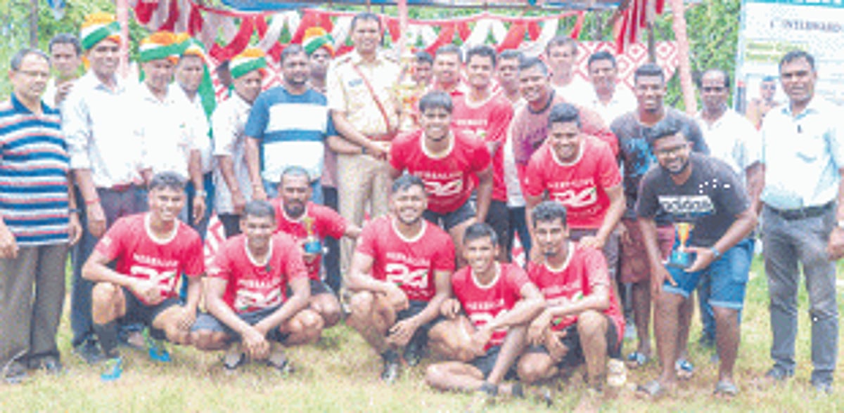 Bobkeawado interward soccer champs at Davorlim