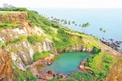 Bogmalo's heart-shaped lake now a 'den' for anti-socials