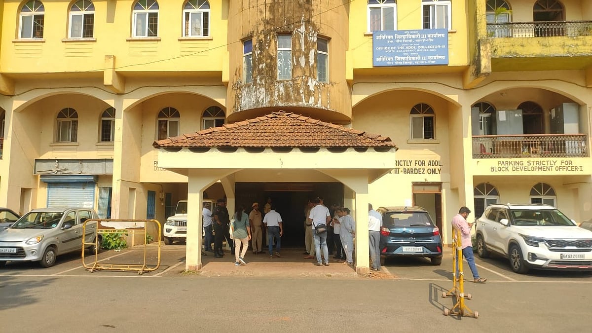 Bomb Threat at Bardez Deputy Collector’s Office Sparks High-Security Response in Mapusa