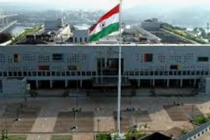 Bombay High Court Orders Immediate Action on Sewage Contamination in River Sal and Salpem Lake