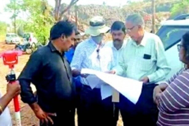 Borda, Raia locals halt kabrastan demarcation, demand re-survey for clarity on boundary points