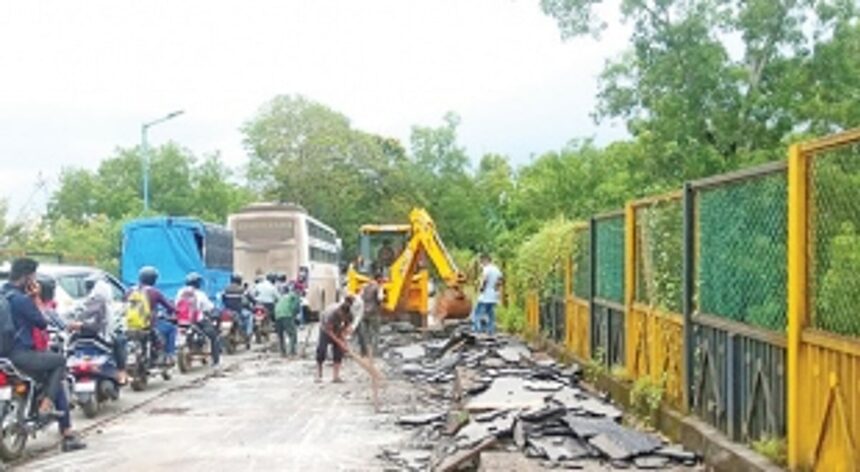Borim Bridge must be replaced by a new one, claims a panch member