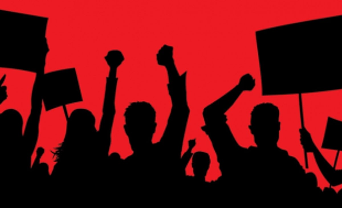 Borim locals, panchas protest over issue of ‘emergency house number’ to roof-less mystery structure