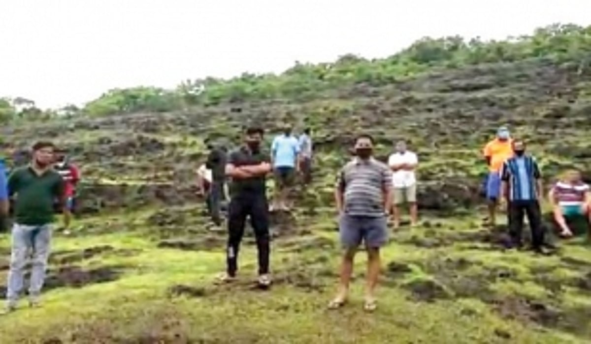 Borim locals protest atop Betki Hill