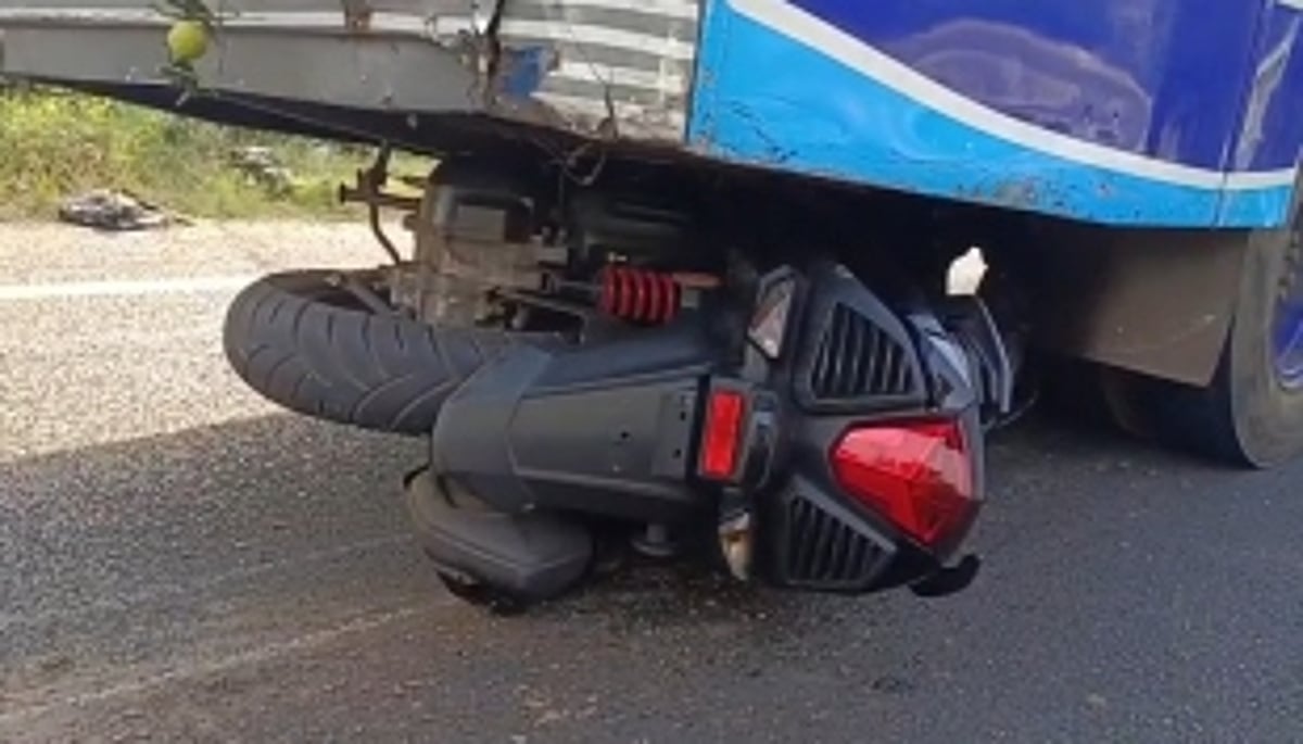 Boy Critically Injured in Two-Wheeler Collision with Bus at Shantinagar