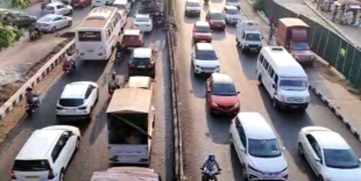 Brace for traffic diversions on Saturday for ISL finals and Shigmo floats parade