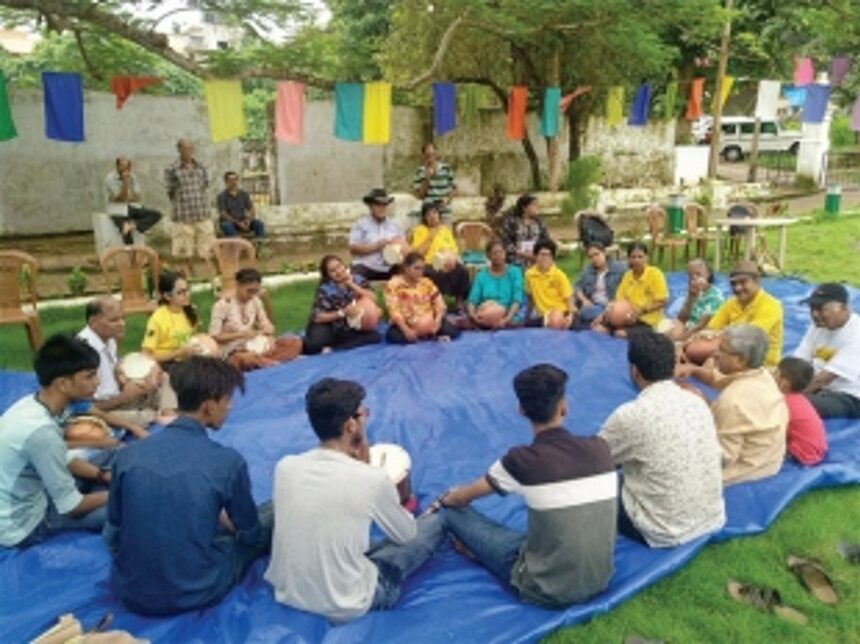 Breaking bread with fellow Goans