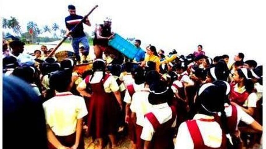 Bridging classroom and coast: Students learn traditional fishing on Benaulim beach
