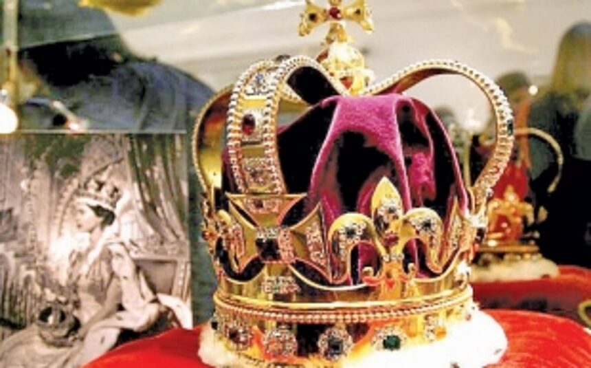 British crown jewels buried in biscuit tin during WWII