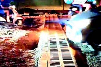 Bump at the end of Smart road from Bal Bhavan to Caculo Mall rattles commuters