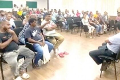 Burning of canoes: Benaulim  fishermen put up united front