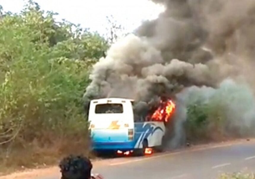 Bus gutted in fire at Thivim; occupants safe 1 Bus gutted in fire at Thivim; occupants safe