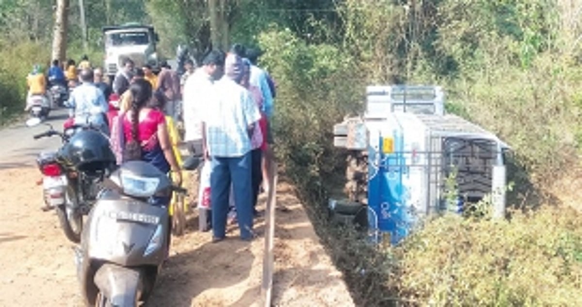 Bus veers off road, falls three metres down into roadside field, leaving 33 passengers injured