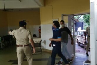 B’wood director held for assaulting wife, gets bail