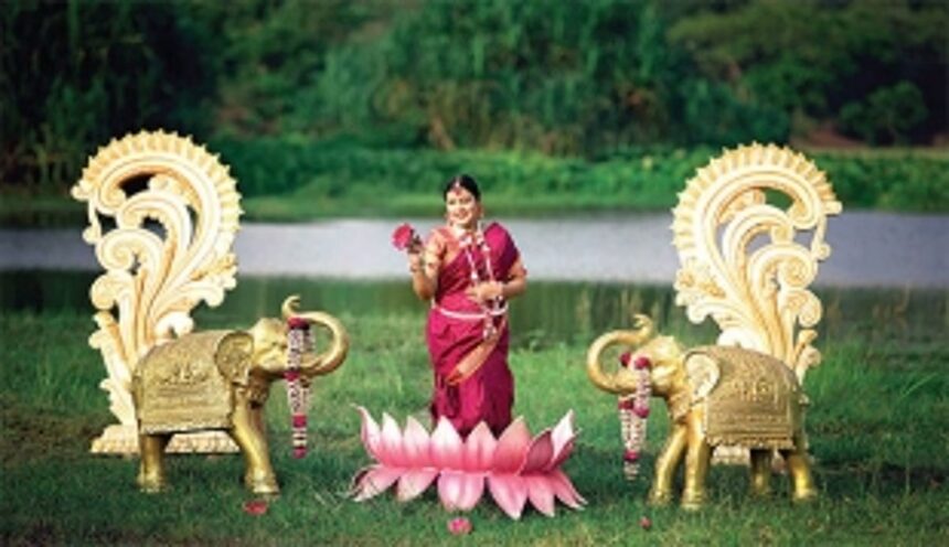 CAPTURING THE MAGIC OF MOTHERHOOD, THROUGH PHOTOGRAPHS 1 CAPTURING THE MAGIC OF MOTHERHOOD, THROUGH PHOTOGRAPHS
