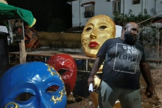 CARNAVAL FEVER: Troupes are busy with floats and dancing shoes