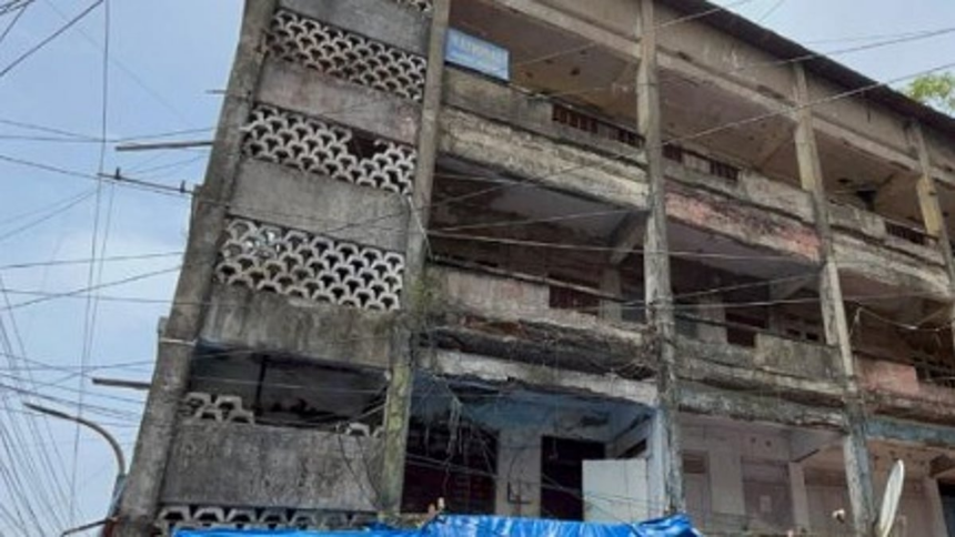 CCP Council Passes Resolution to Demolish El Dorado Building; Opposition Absent from Key Meeting 1 CCP Council Passes Resolution to Demolish El Dorado Building; Opposition Absent from Key Meeting