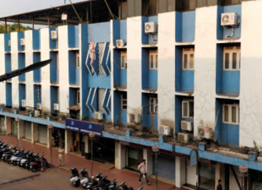 CCP Oppn councillors grill Mayor, Commissioner over issues