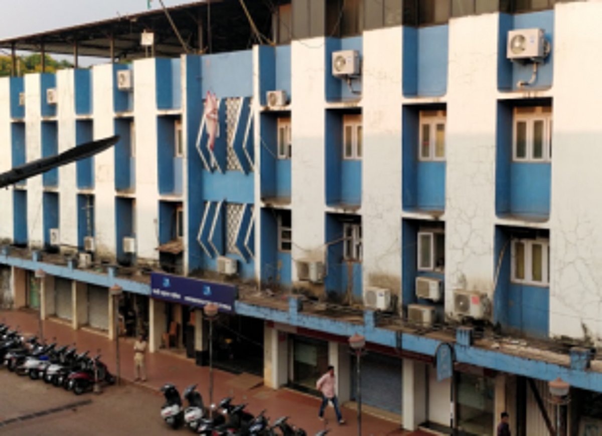 CCP Oppn councillors grill Mayor, Commissioner over issues