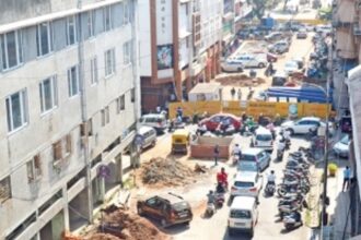 CM, Babush play musical chair blame game over Smart City works