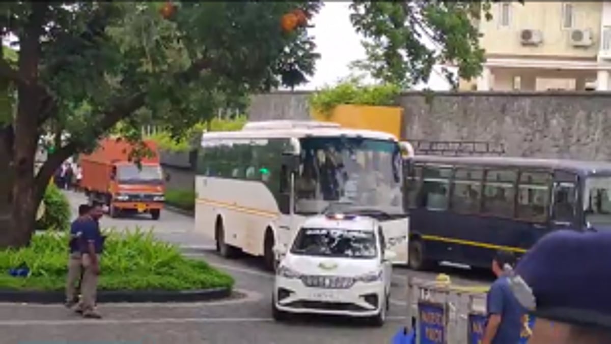 CM Eknath Shinde lands back in Goa, 3 times in 3 days, finally leaves with his MLAs