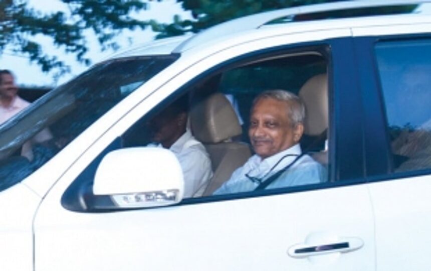 CM RETURNS