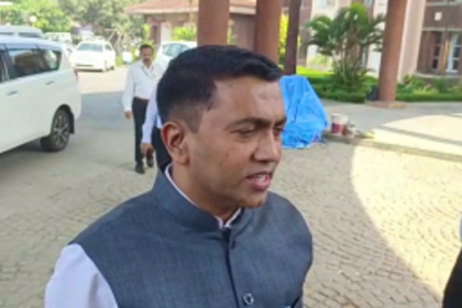 CM Sawant asks for list of pending works, & new reforms & initiatives from Heads of Depts