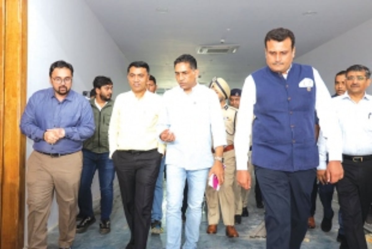 CM, Sports Minister inspect  Dr Shyama Prasad Stadium