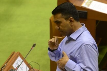 CM assures fast-track recruitment, promotion in Police, IRB