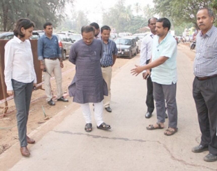 CM cracks the whip over Miramar road cracks