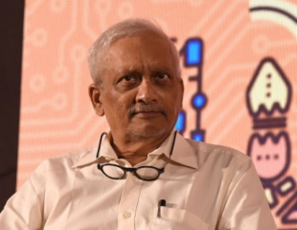 CM hits back at AAP on Parrikar vision statement