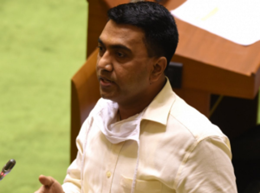 CM issues warning to aided schools for charging fees for online classes