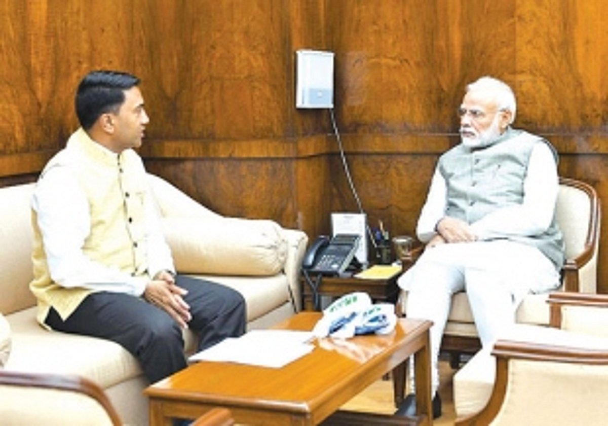 CM meets PM, discusses Mhadei, mining issues