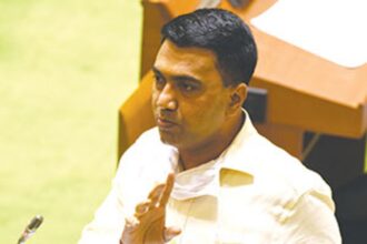 CM now tells Assembly “bhivpachi garaz na”