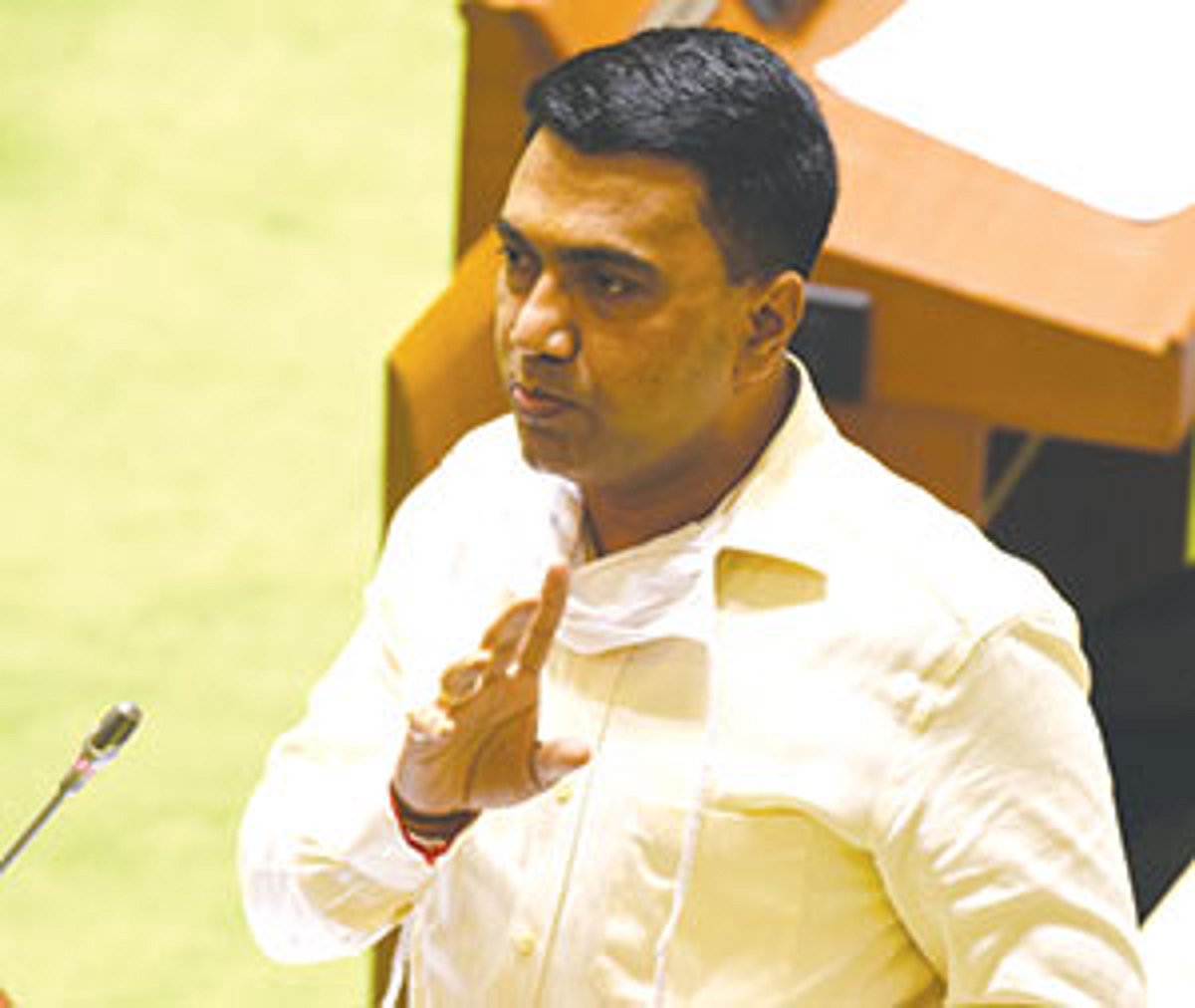CM now tells Assembly “bhivpachi garaz na”