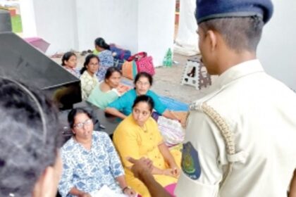 CM ready to revoke termination order of anganwadi workers