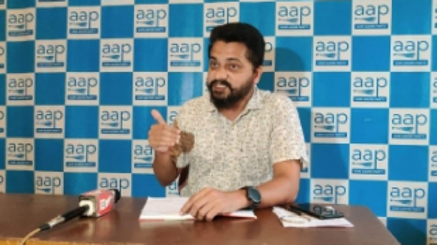 CM should stay along rail tracks to experience the situation: AAP 1 CM should stay along rail tracks to experience the situation: AAP