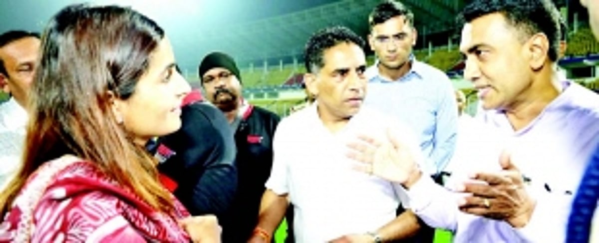 CM, sports minister inspect Nehru Stadium