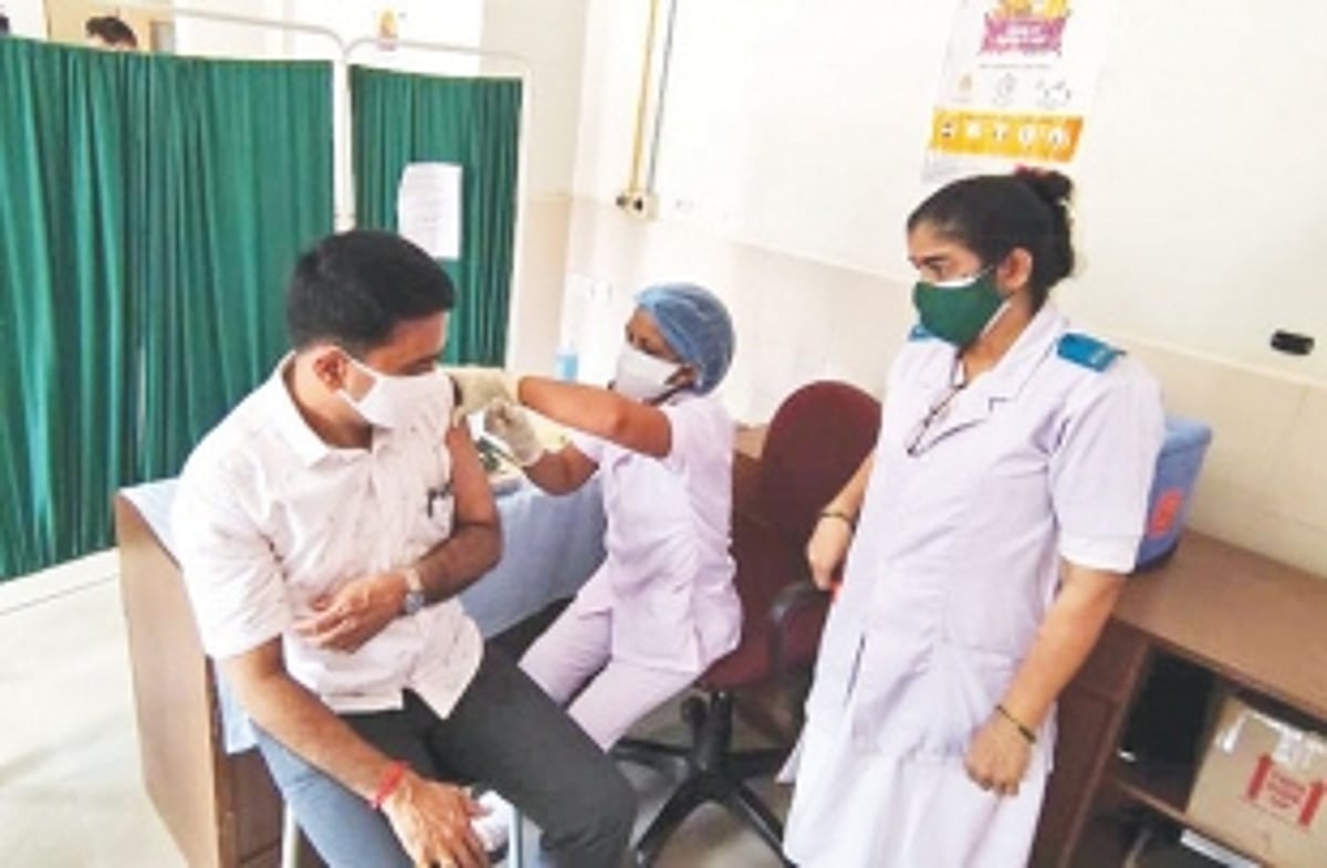 CM takes 2nd dose of COVID vaccine
