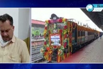 CM takes stand against dual voting cards, but passes buck to EC