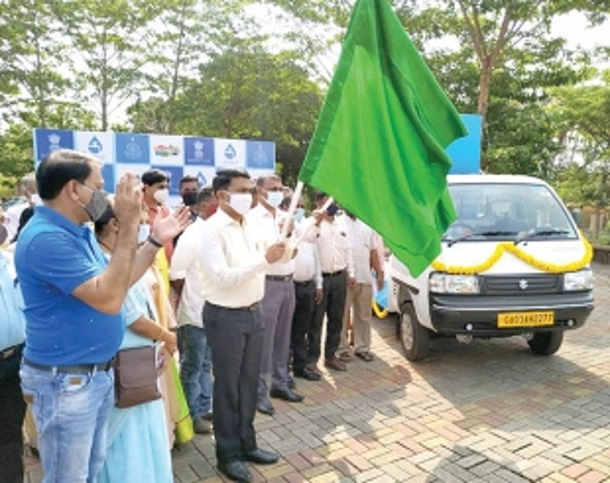 CM urges to stop wasting water