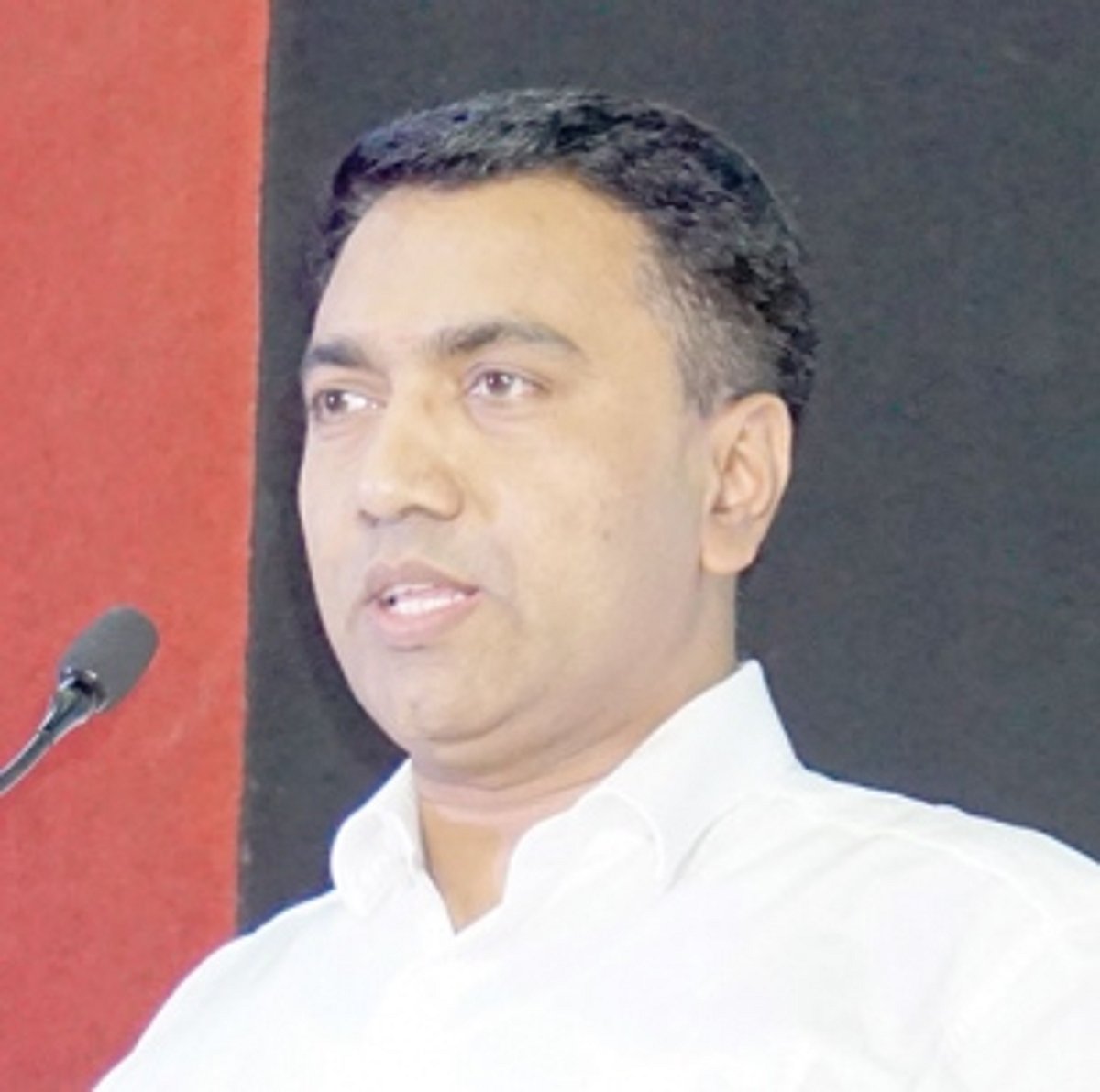 CM warns tardy govt servants of action