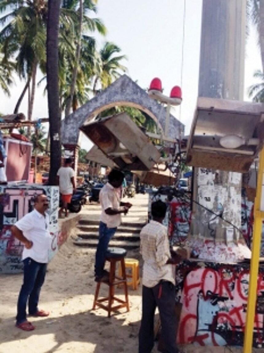 CMC chief uses own funds  to repair high-mast lamp