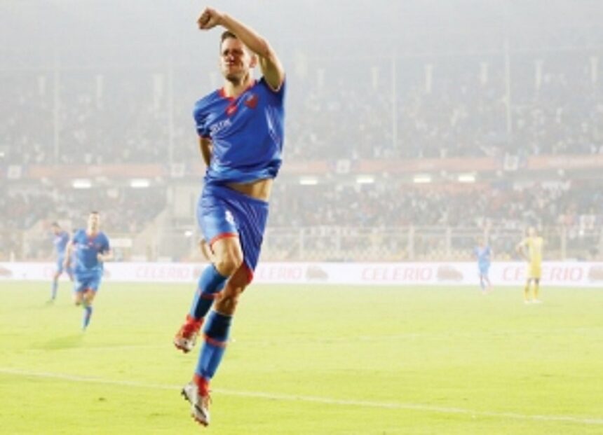 COROMINAS! FATORDA ROARS IN UNISON