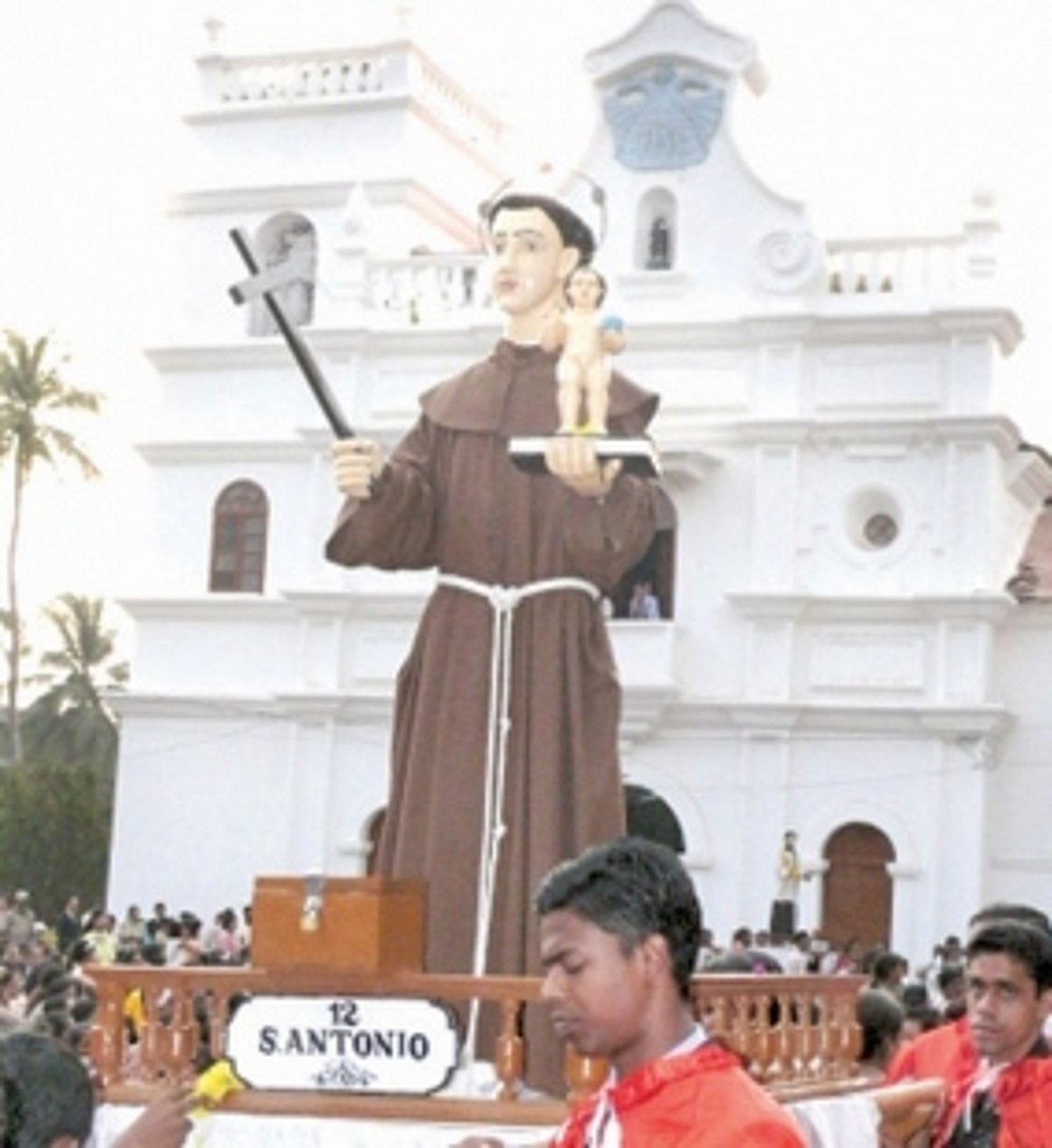 COVID-19 cuts short century-old procession of saints