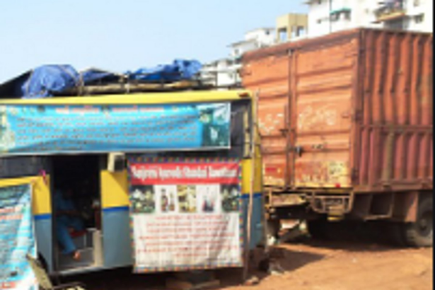 COVID-19 panic: Locals want 40-odd roadside shops at Bethora to be shut