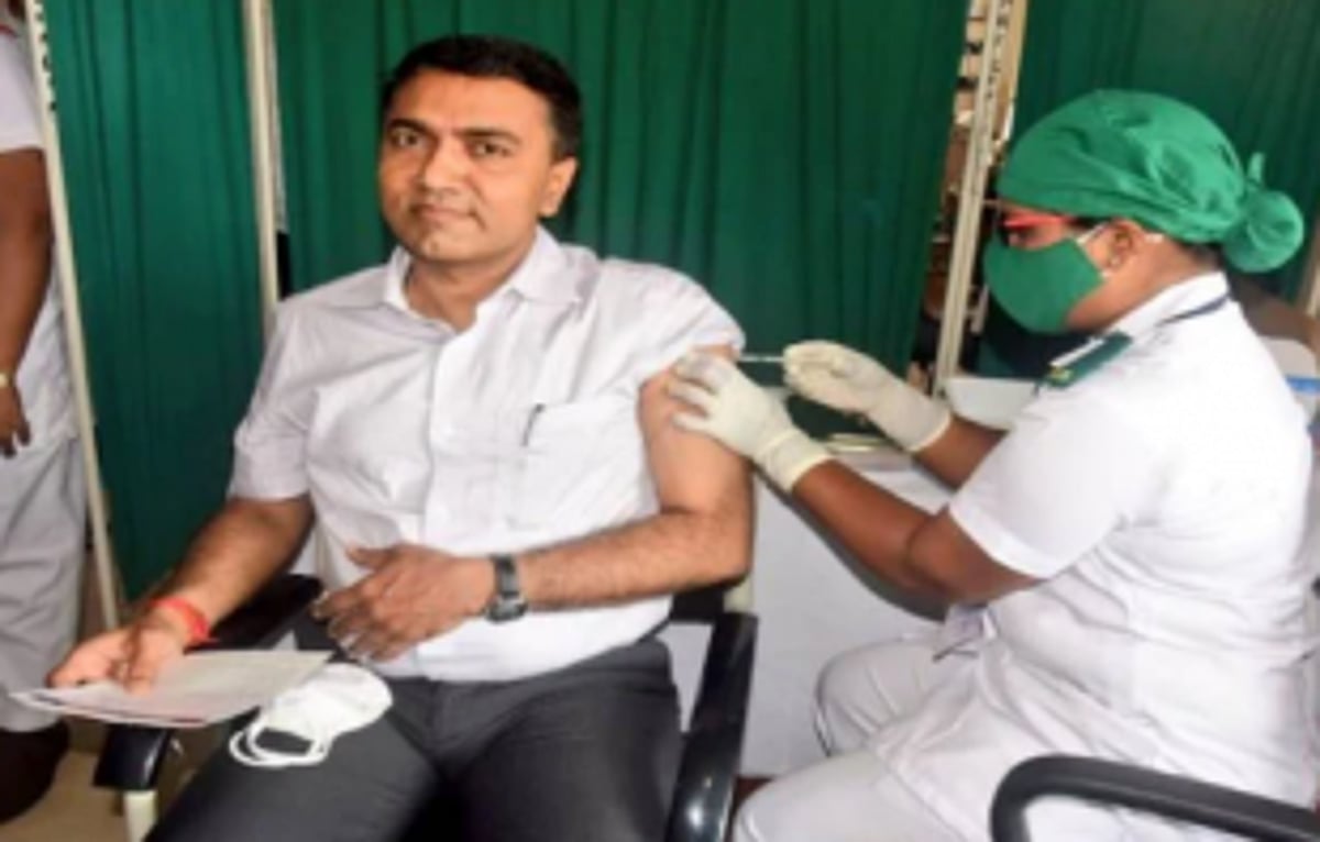 COVID vaccine 100% safe: CM