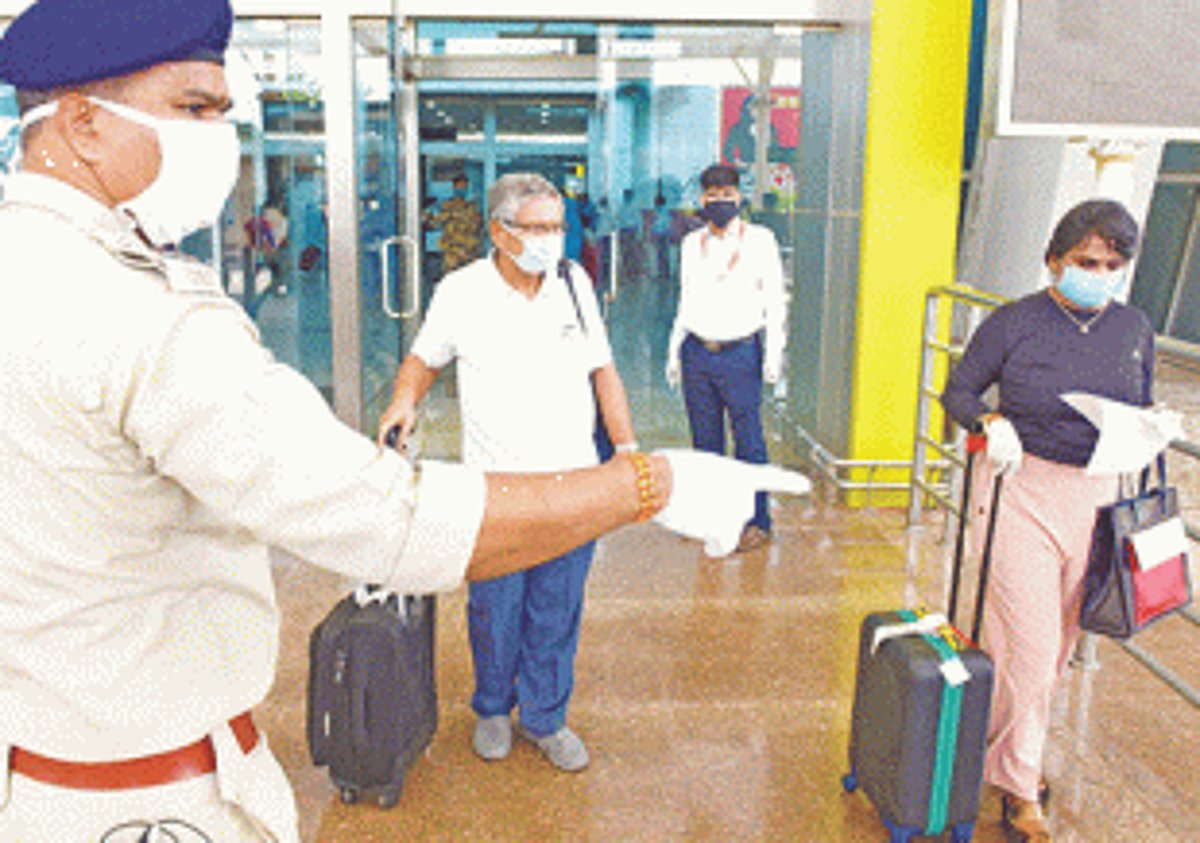 COVID -ve certificate mandatory  for travellers: Airport Director